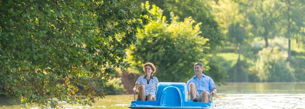 Der Bootsanlager mit Tretbooten im Ohmbachsee