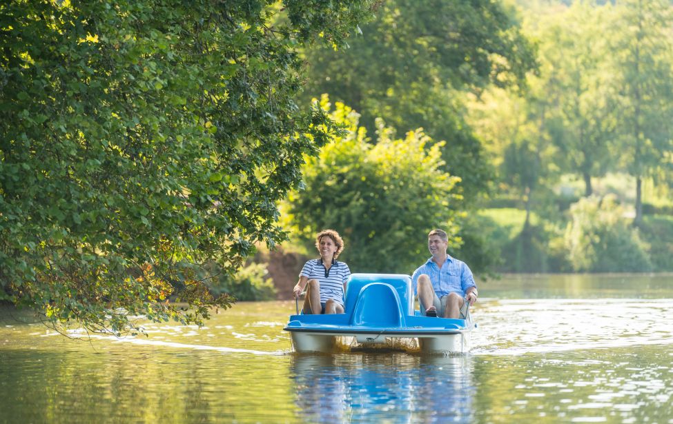 Der Bootsanlager mit Tretbooten im Ohmbachsee